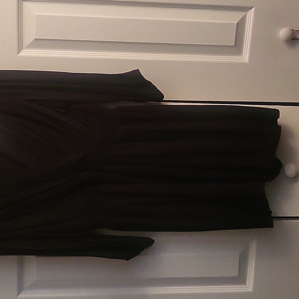 Black romper - Picture 3 of 6